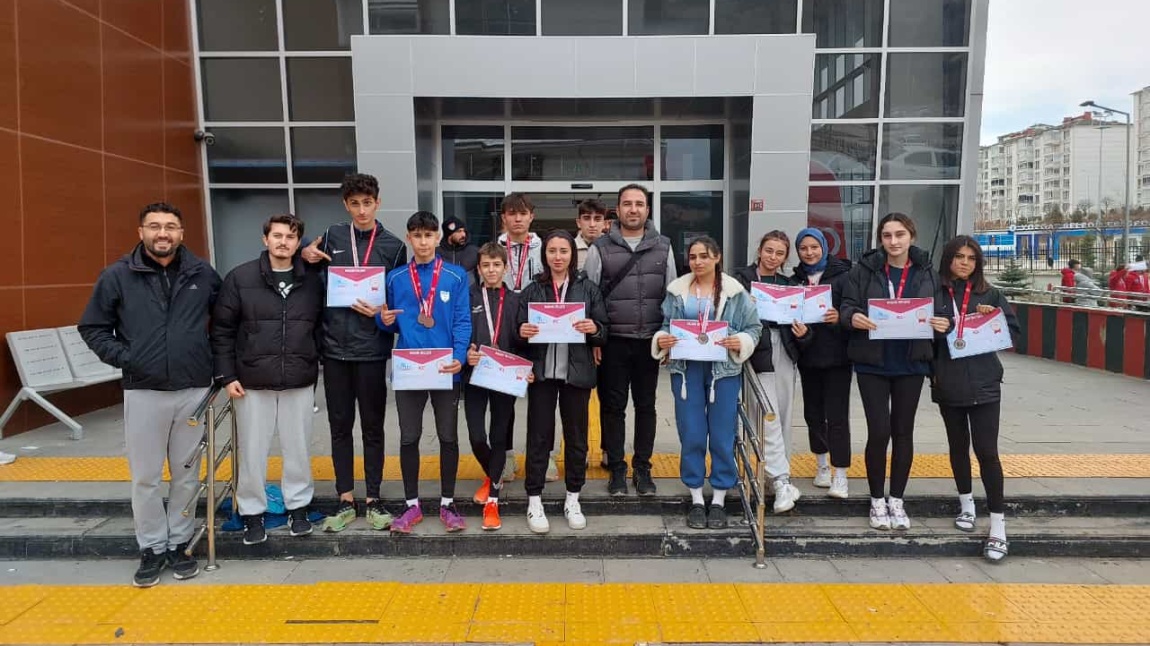 Atletimz'de Türkiye Şampiyonasına Katılma Hakkı Elde Ettik